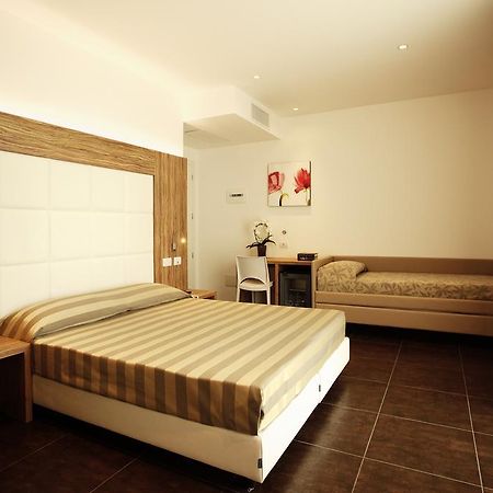 ריצ'יונה Hotel Fantasy מראה חיצוני תמונה
